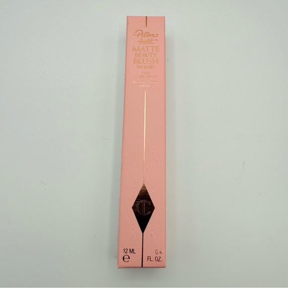 Charlotte Tilbury Matte Beauty Blush Wand Pillow
Talk Peach Pop Liquid Blush - Picture 9 of 11